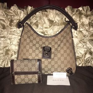 Authentic Gucci shoulder bag re-sell
